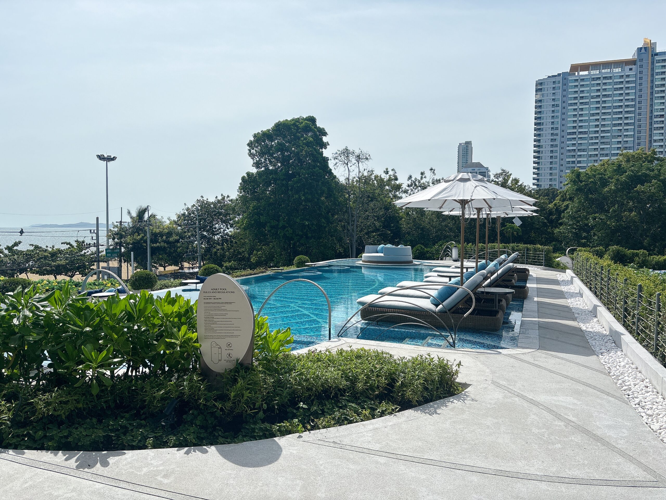 マリオットパタヤのプール