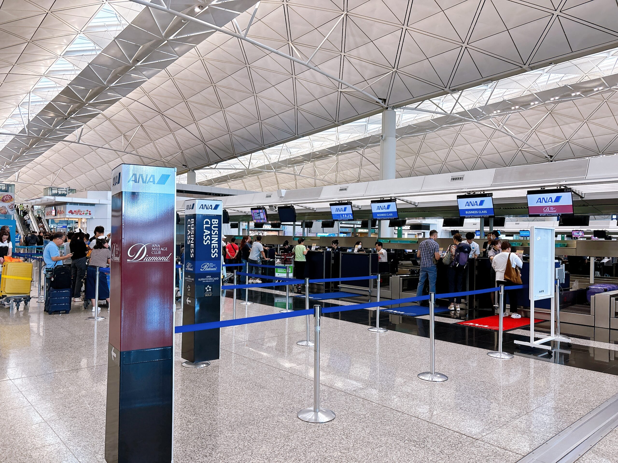 ANAビジネスクラスチェックインカウンター