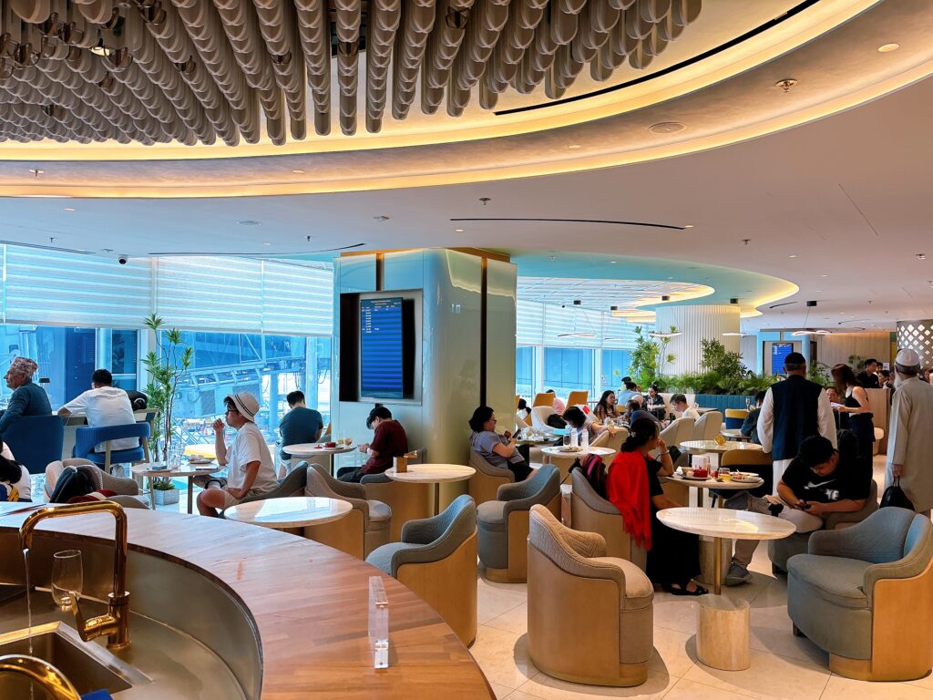 香港国際空港のプライオリティパスラウンジ