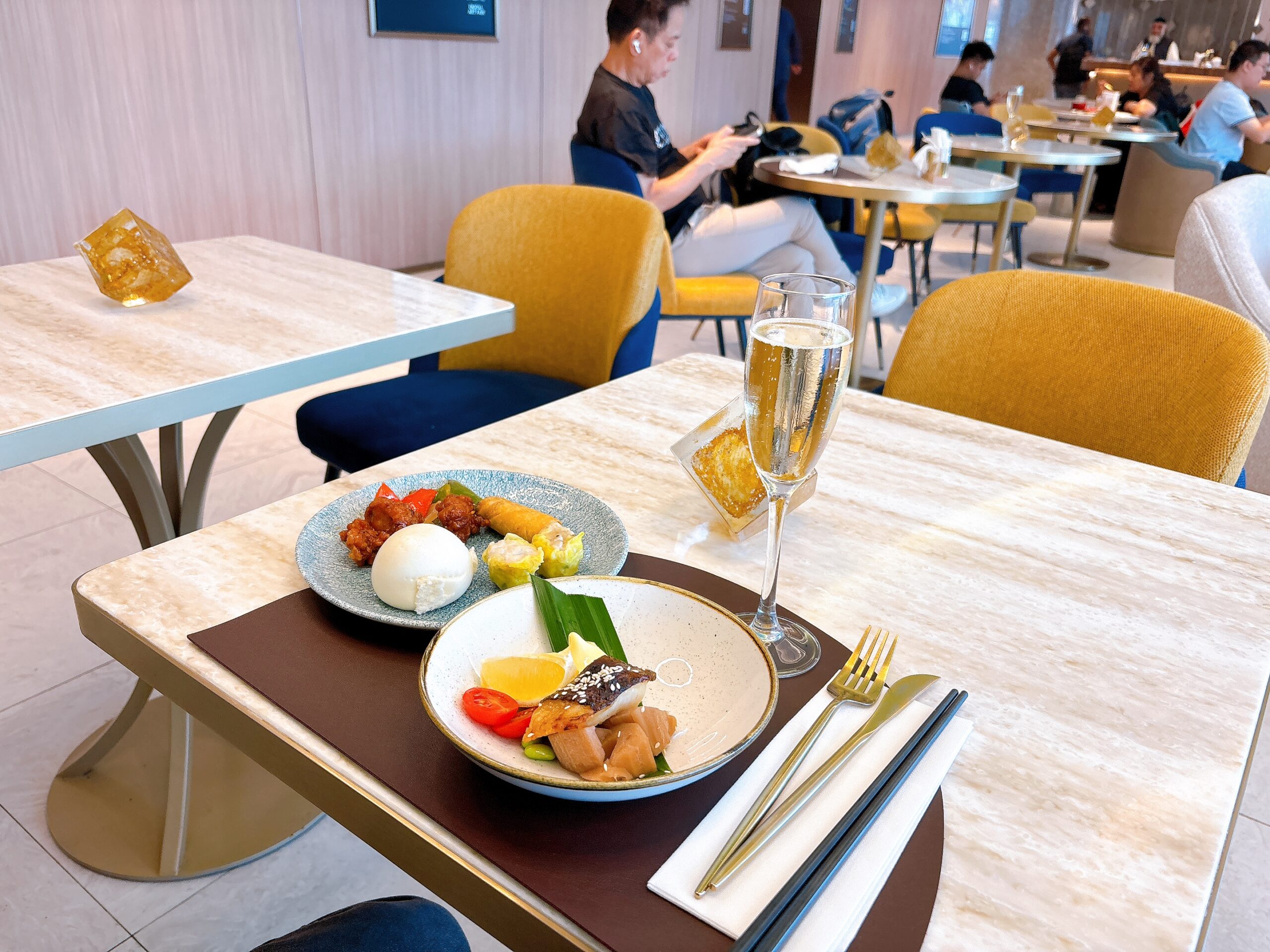 香港国際空港のプライオリティパスラウンジ