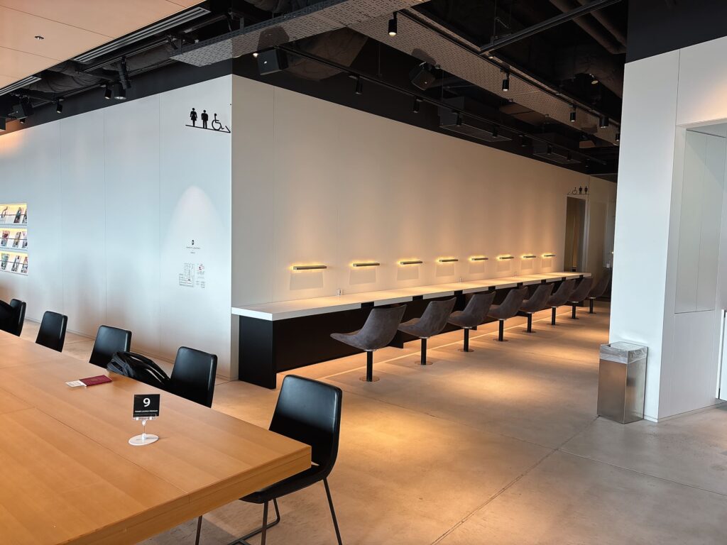 power lounge premiumの内観