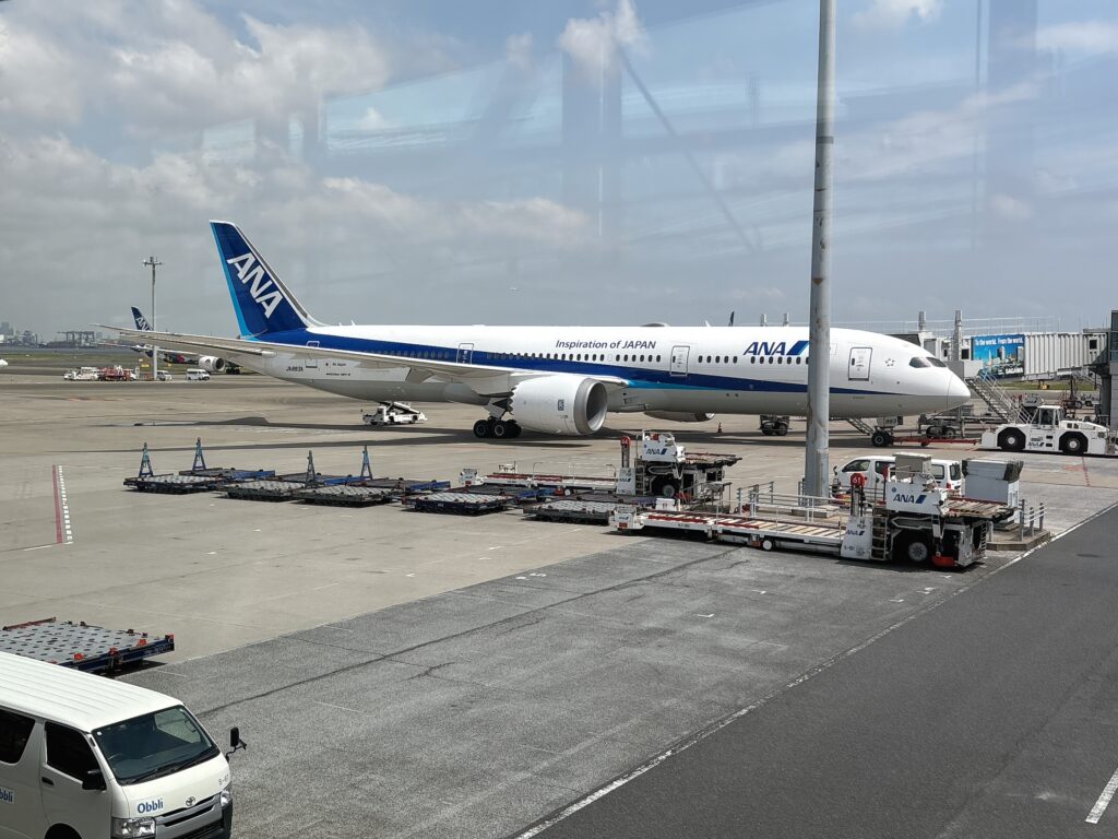 ANA B787-9の機材