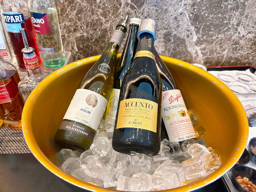 ターキッシュエアラインズラウンジのアルコール