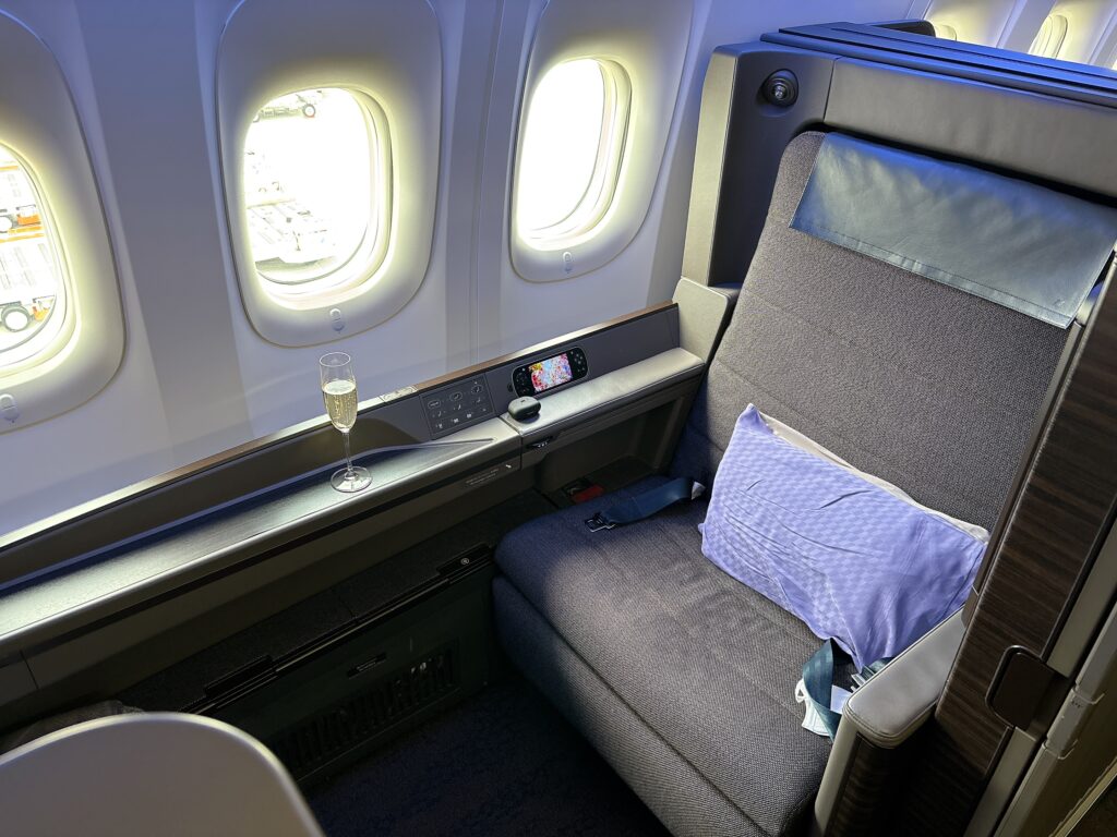 ANA国際線ファーストクラスThe Suite