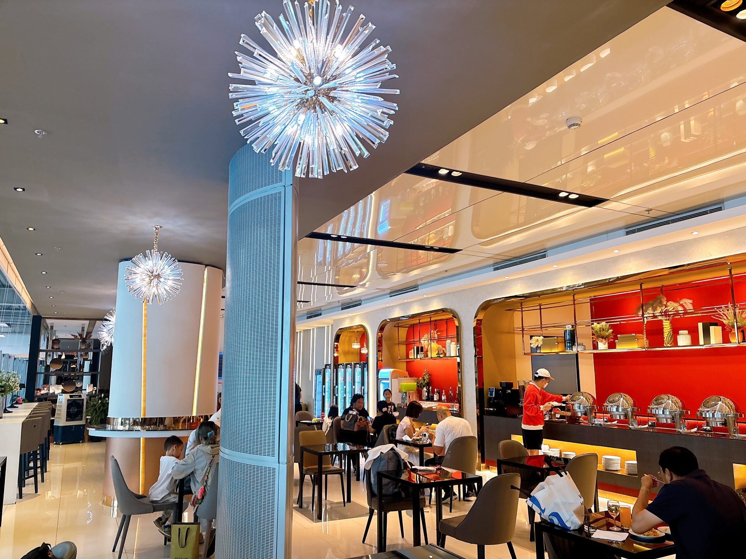 スワンナプーム国際空港のミラクルファーストクラスラウンジ