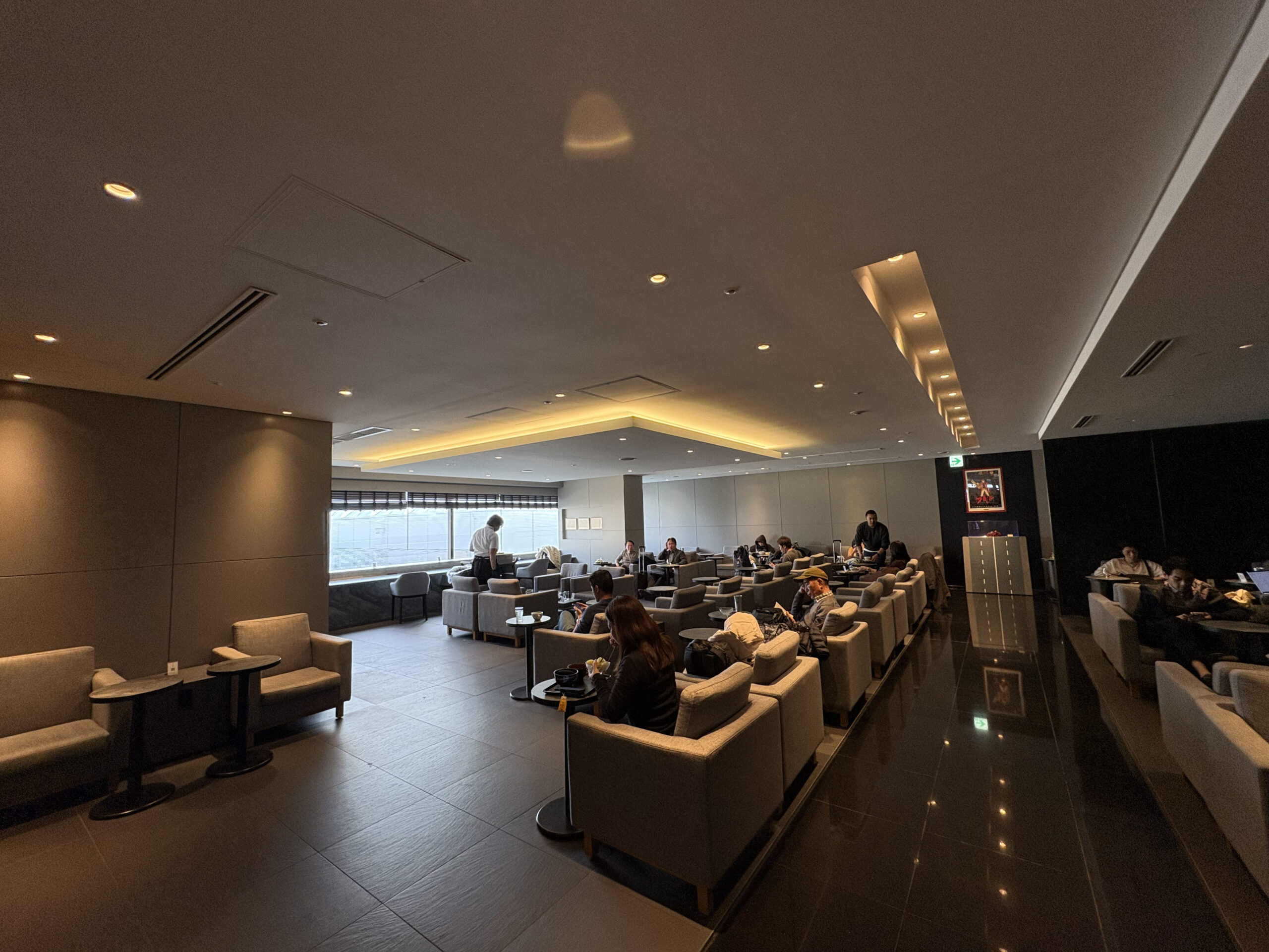 成田空港第2ターミナルのプライオリティパスラウンジ