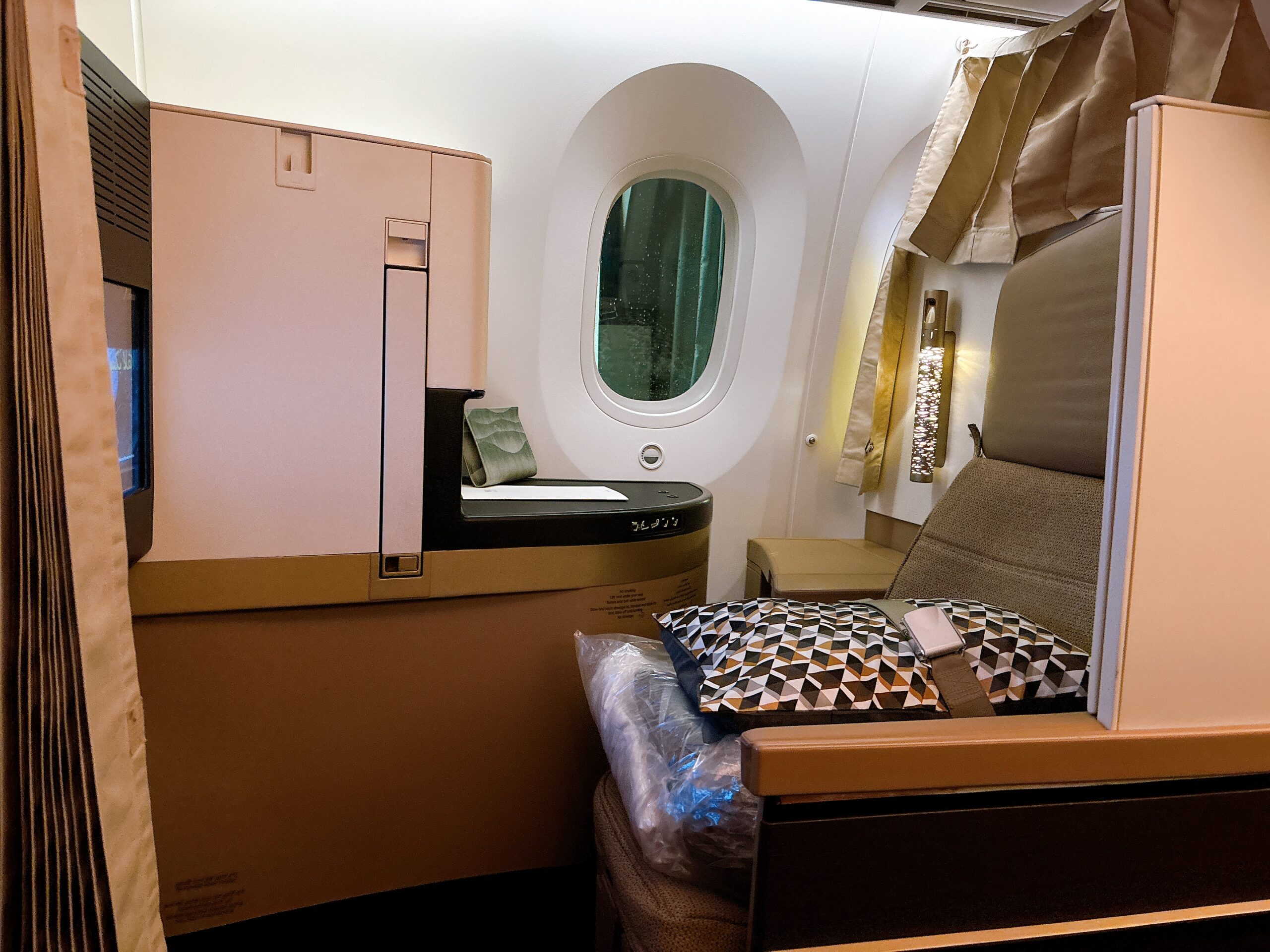 エティハド航空のビジネスクラスシート