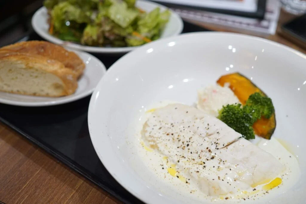 大阪エアポートワイナリーの魚料理