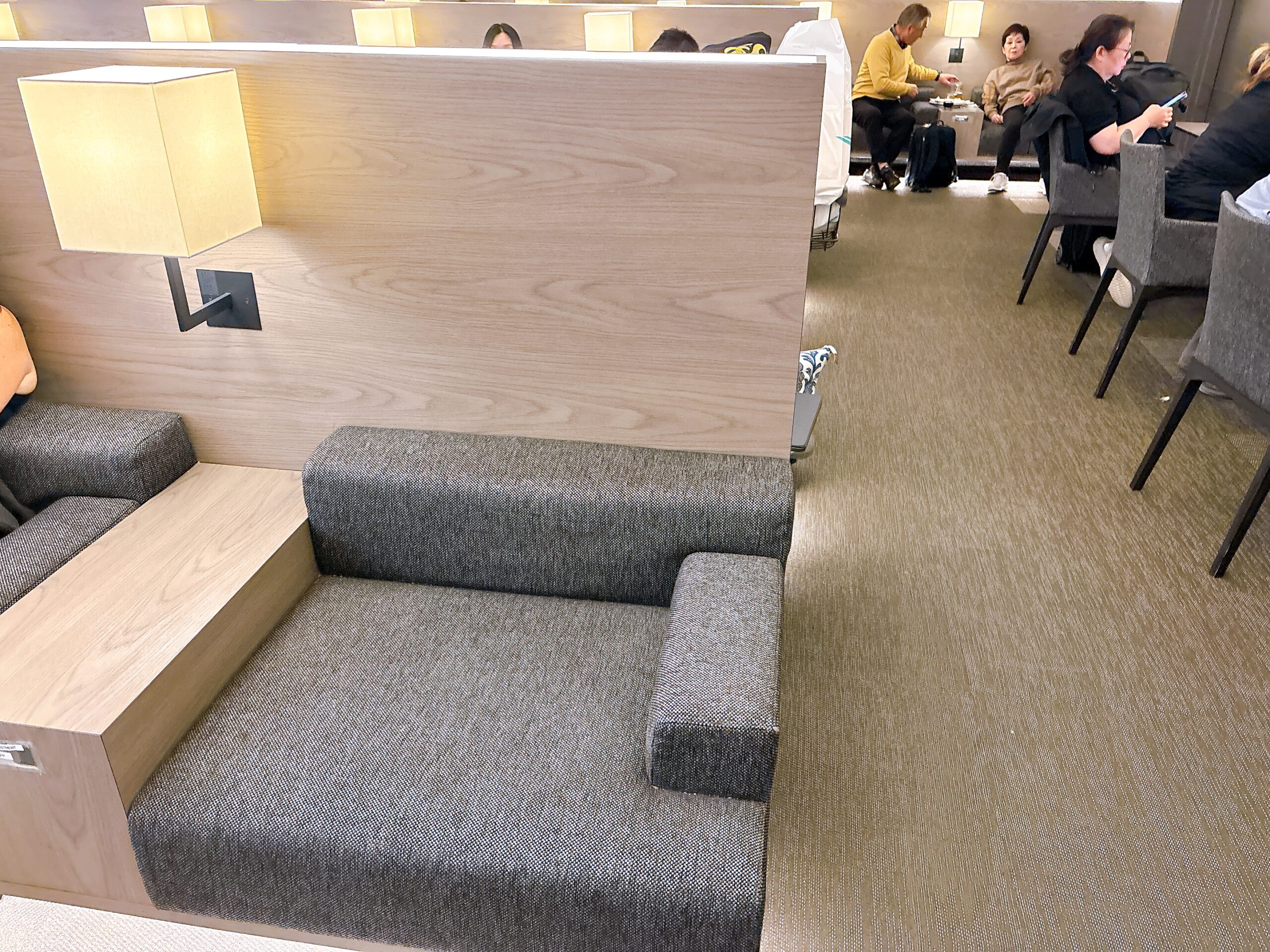 SKy Lounge Southの座席