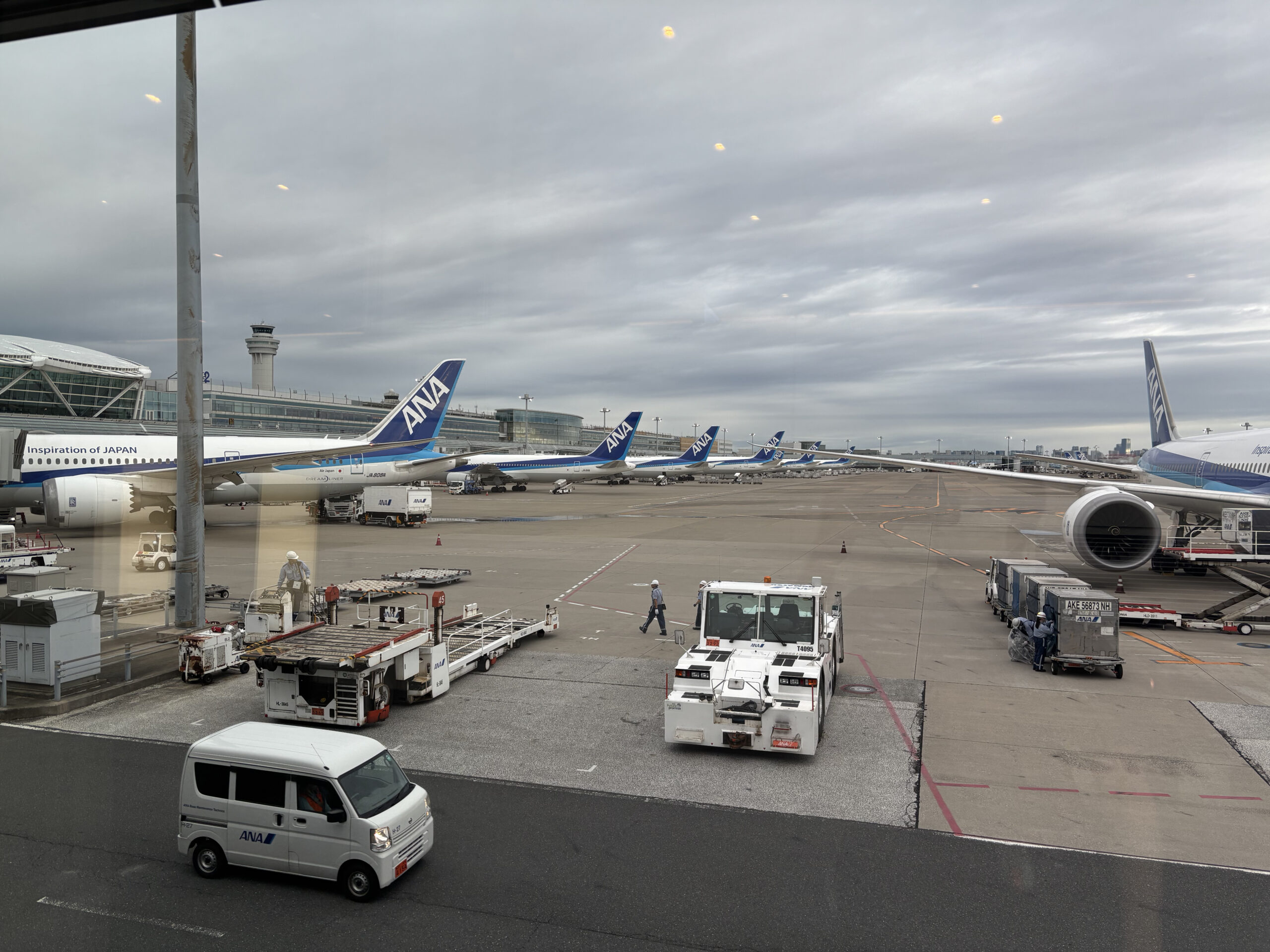 羽田空港の駐機場の様子
